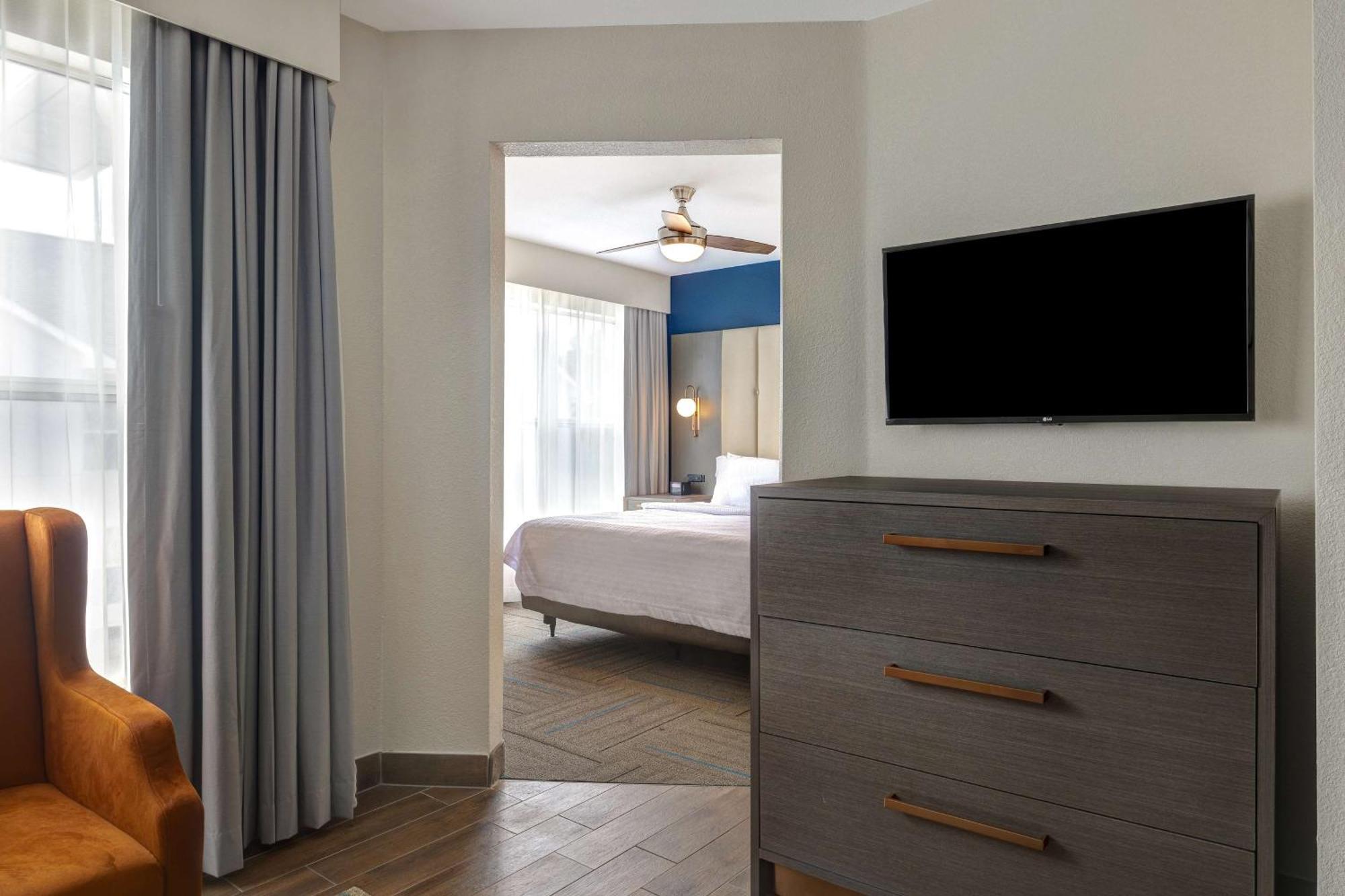 โฮมวูด สวีตส์ บาย ฮิลตัน แจ็คสัน ริดจ์แลนด์ Hotel ภายนอก รูปภาพ